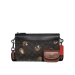 【5色】COACH 史努比聯名款 HERITAGE 經典標誌皮革多功能斜挎包
